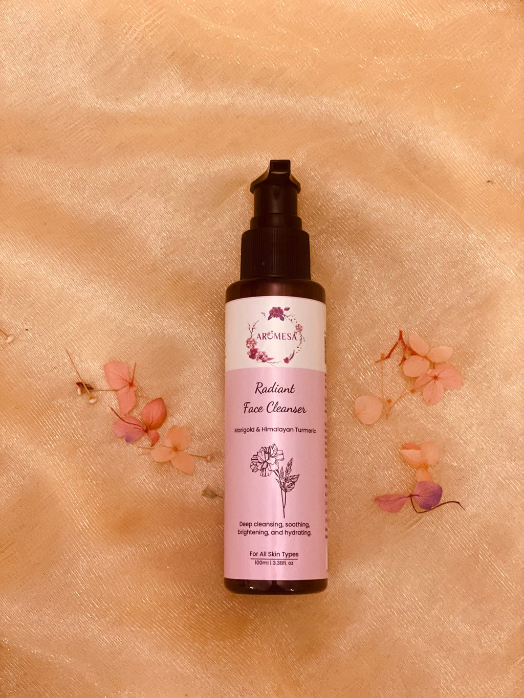Radiant Face Cleanser with Marigold & Himalayan Turmeric | 100 ml